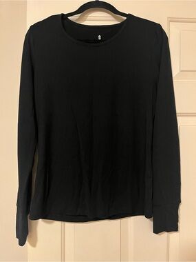Free Country Black Long Sleeve Crewneck Top
